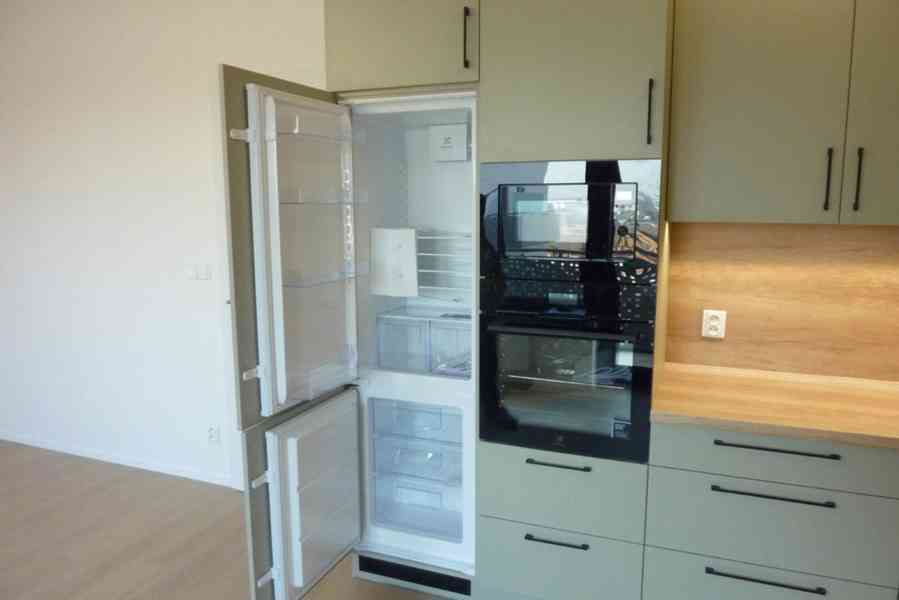 Pronájem bytu 2+kk, Brno, Nové sady, 68m2,  parkovací místo - foto 7