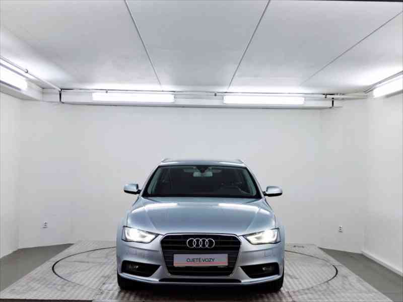 Audi A4 Avant 2,0 - foto 6
