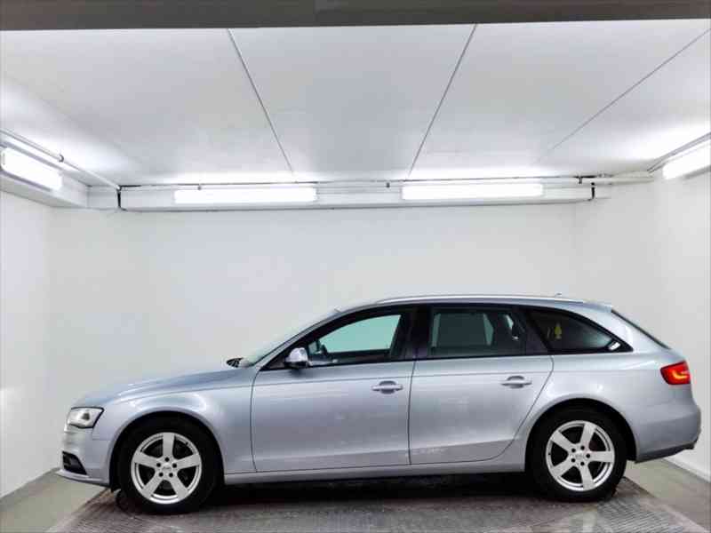 Audi A4 Avant 2,0 - foto 7