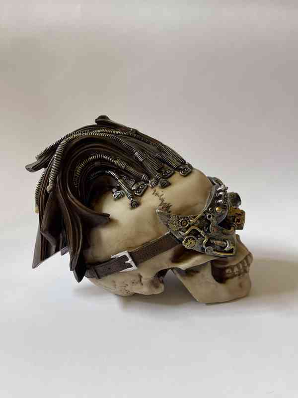 Lebka - gothic styl steampunk - foto 2