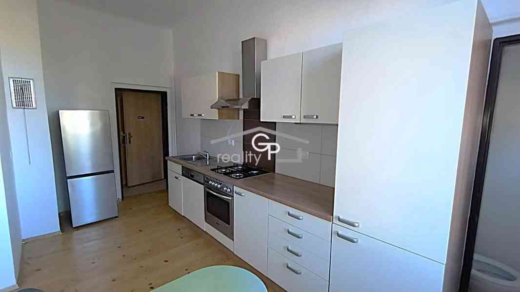 Pronájem bytu 2+kk, ul. Jírovcova, Č. Budějovice - foto 2