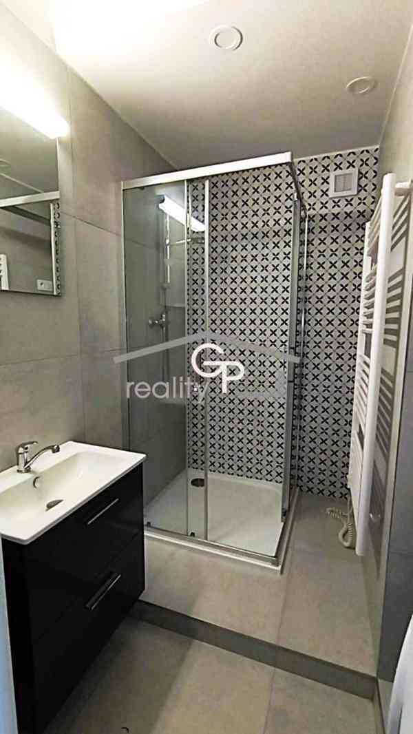 Pronájem bytu 2+kk, ul. Jírovcova, Č. Budějovice - foto 9