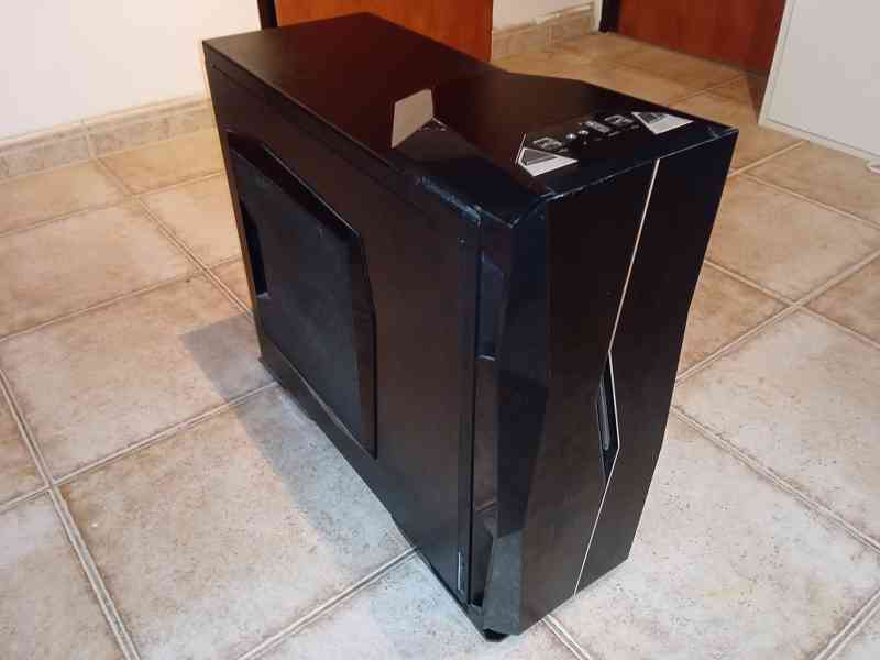 PC case/ PC skříň/ podsvícený MaxCube Amoris 6010 - foto 4