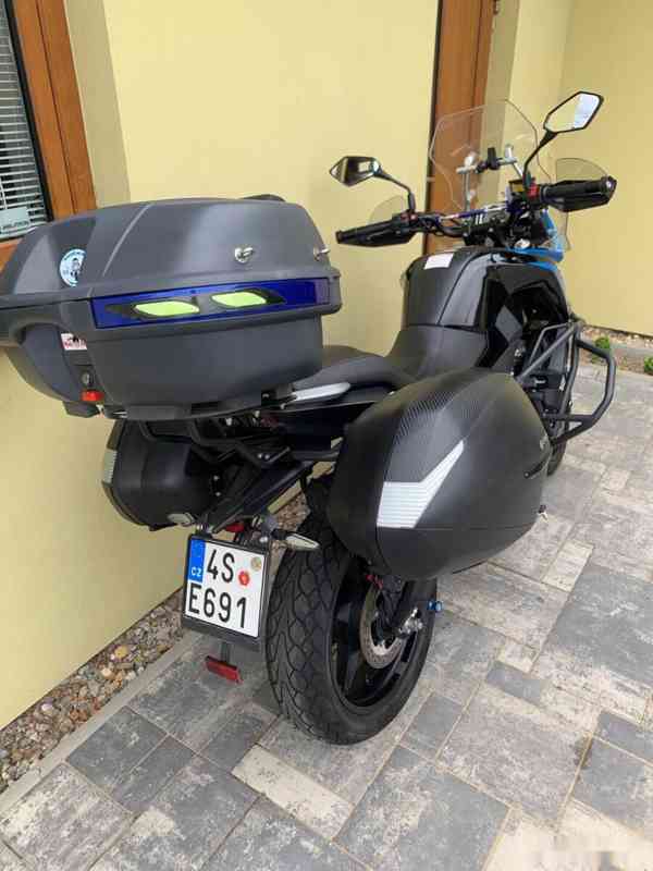 CF Moto 650 MT - foto 8
