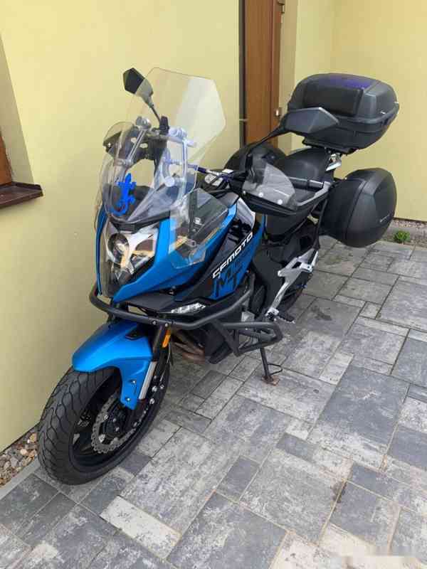 CF Moto 650 MT - foto 11