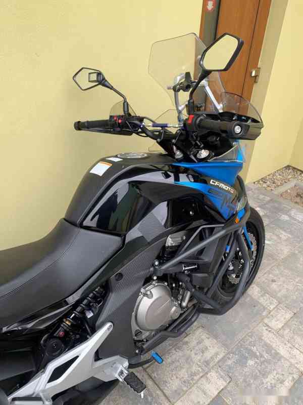 CF Moto 650 MT - foto 5