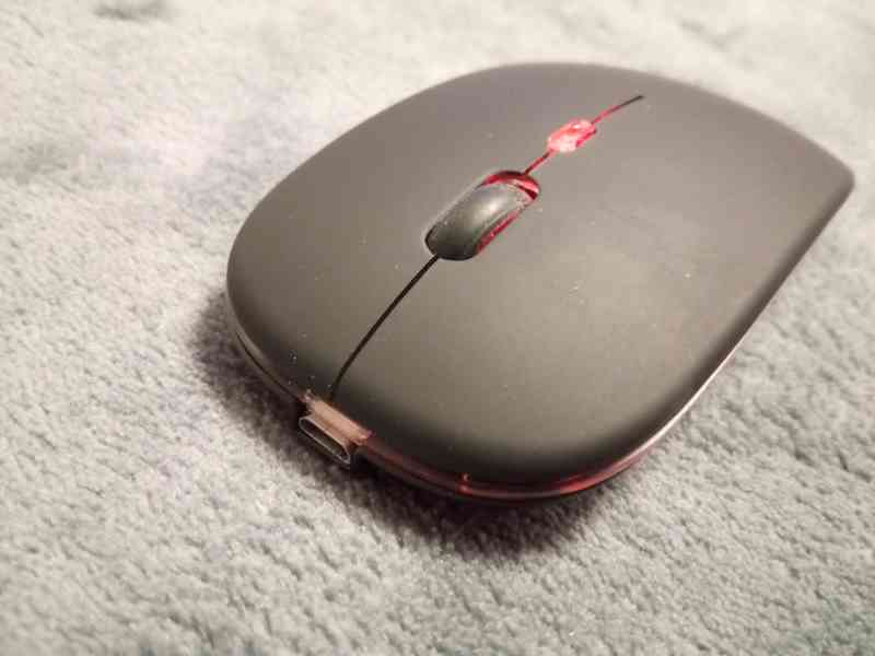 Bezdrátová myš s podsvícením  - foto 1