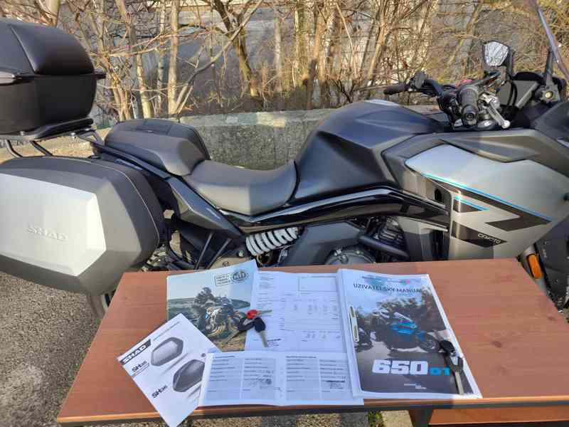 CFMOTO 650GT Premium, najeto 4 tkm, původ ČR  - foto 7