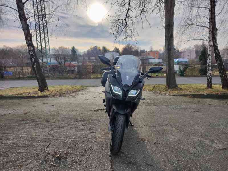 CFMOTO 650GT Premium, najeto 4 tkm, původ ČR  - foto 11