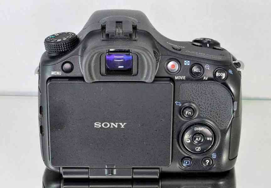 Sony SLT-A57+18-55mm * 16 MPix*FullHDv*10800 Exp. - foto 7