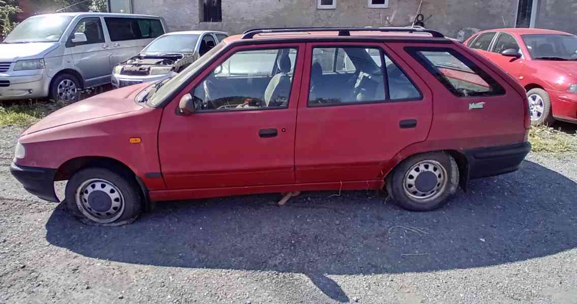 Prodám díly z Škoda Felicia 1,3 50kW,1996,motor 781.136B - foto 3