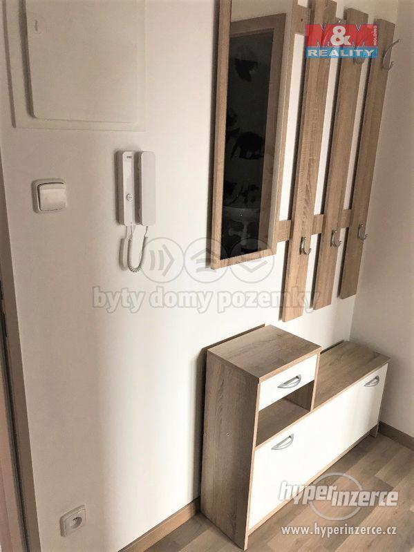 Pronájem bytu 2+kk, ul. U Hřiště, Brno - Starý Lískovec - foto 2