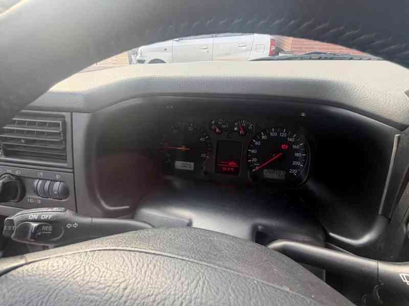 Volkswagen T4 Multivan Atlantis 2,5tdi 111kw - foto 2