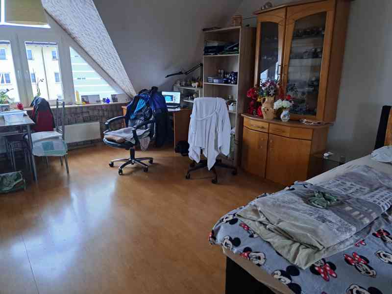 BYT 2KK 58M2 PODKROVNÍ ŠESTAJOVICE PRAHA 9 PRODEJ  - foto 5
