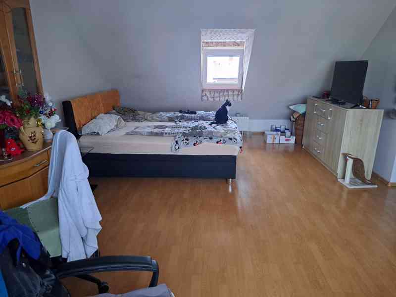 BYT 2KK 58M2 PODKROVNÍ ŠESTAJOVICE PRAHA 9 PRODEJ  - foto 4