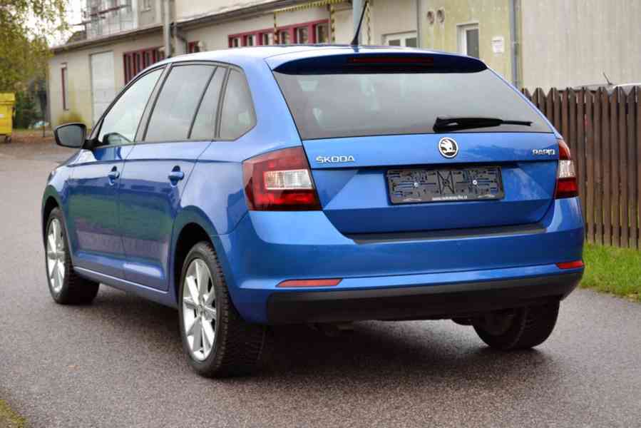 Škoda Rapid 1.6 TDI 77kW Ambition Spaceback - foto 2