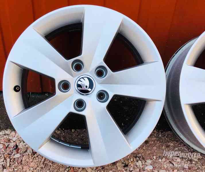 5x112 R16 alu originál Škoda Octavia Superb - foto 2