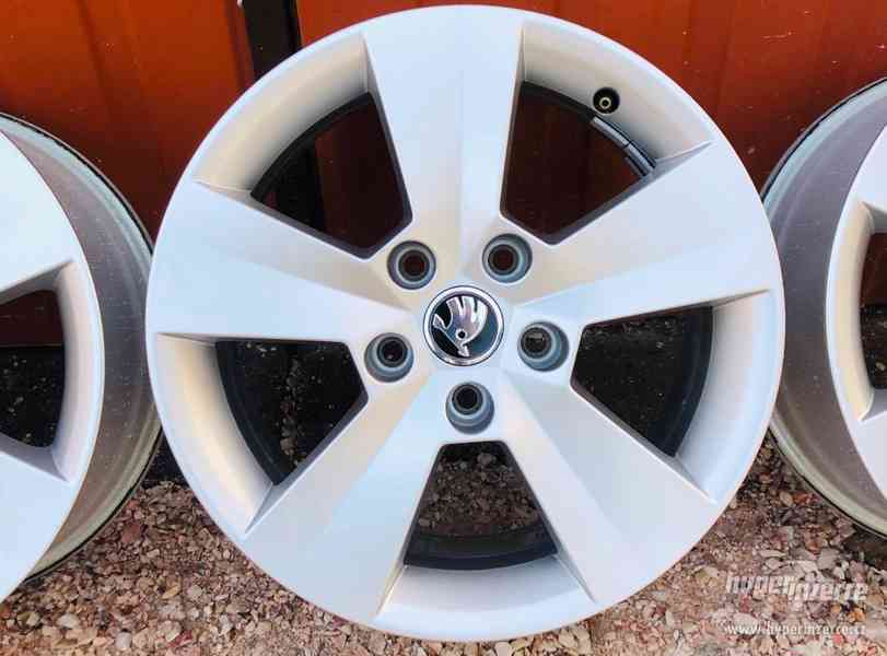5x112 R16 alu originál Škoda Octavia Superb - foto 4