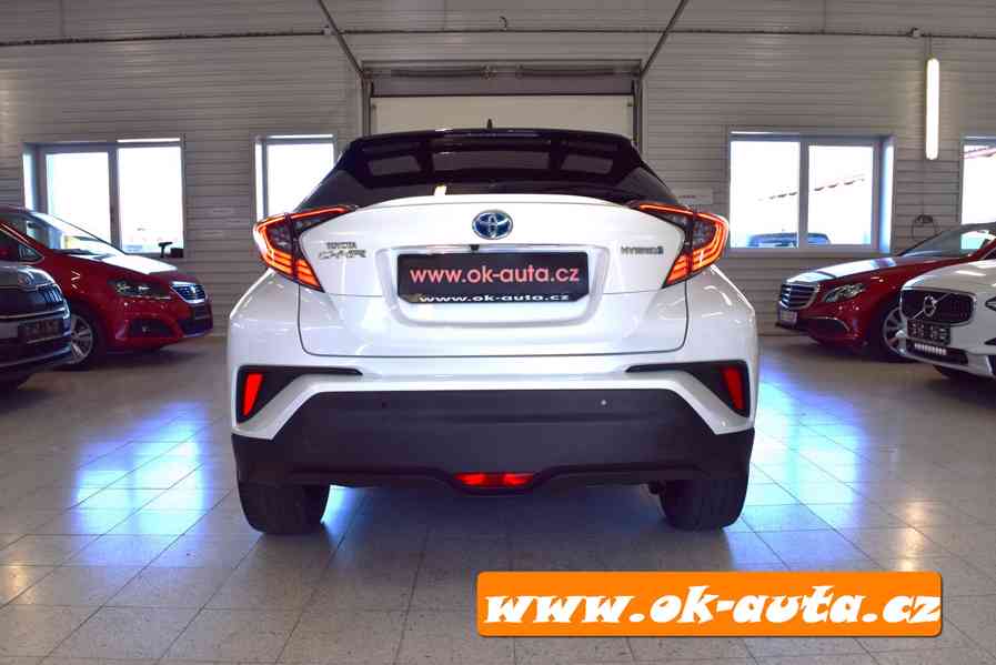 Toyota C-HR 1.8 HYBRIDE EXECUTIVE 2019-DPH - foto 4