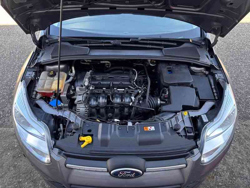 Ford Focus 1,6 16V 77 kw - benzín - foto 6