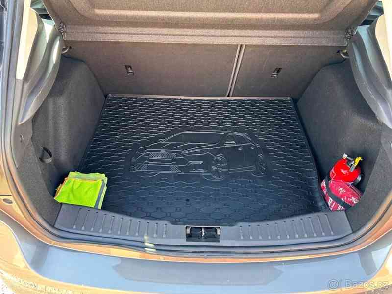Ford Focus 1,6 16V 77 kw - benzín - foto 5