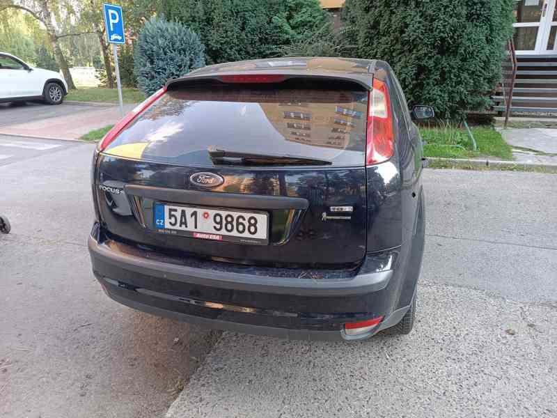 Ford Focus 1.6 - foto 4