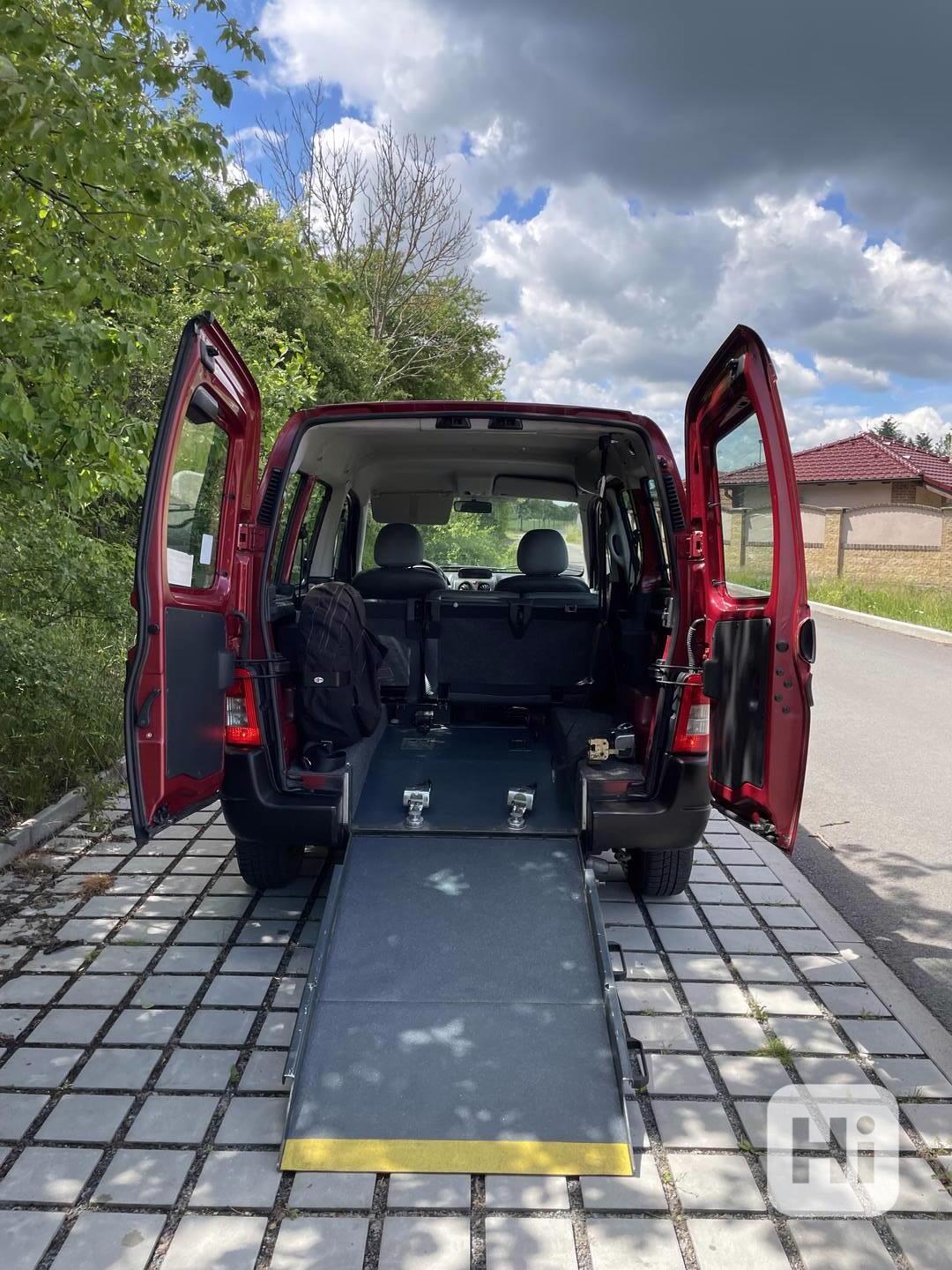 Citroën Berlingo pro převoz vozíčkáře - foto 1