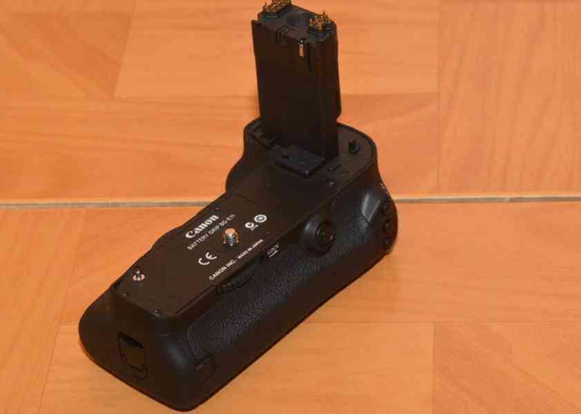 Canon BG-E11 * battery grip pro 5D MARK 3 - foto 5