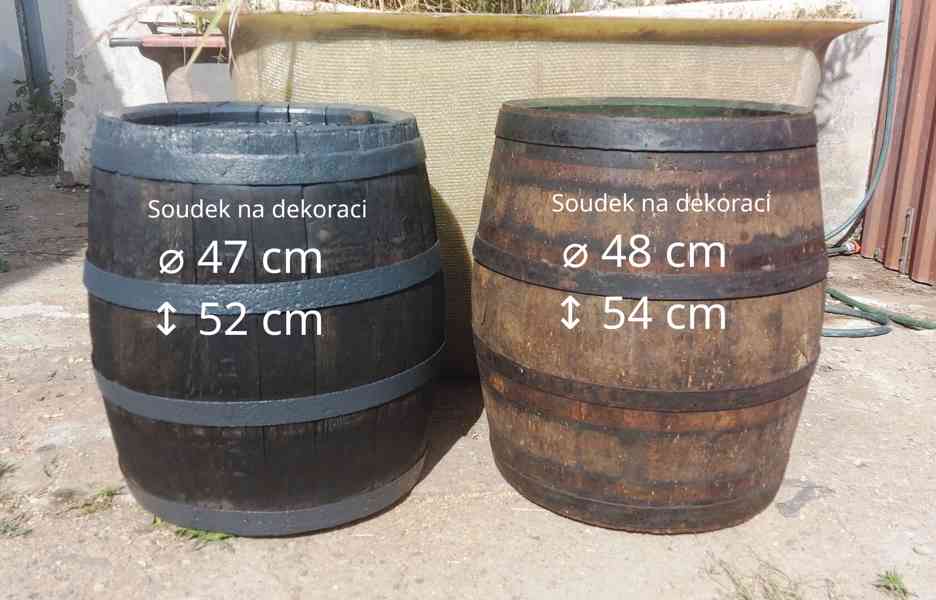 Dřevěné - plastové sudy a kádě 50l - 6500l určeno na vodu. - foto 14