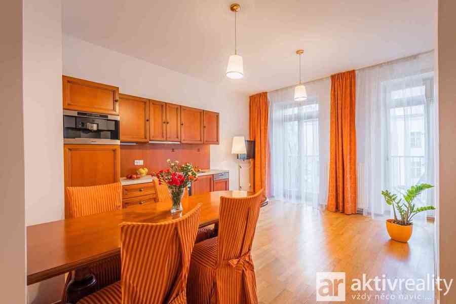 Pronájem bytu 3+kk 66,5m2,balkon, výtah - foto 2