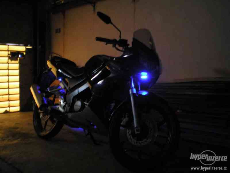 Honda CBR 125R - foto 4