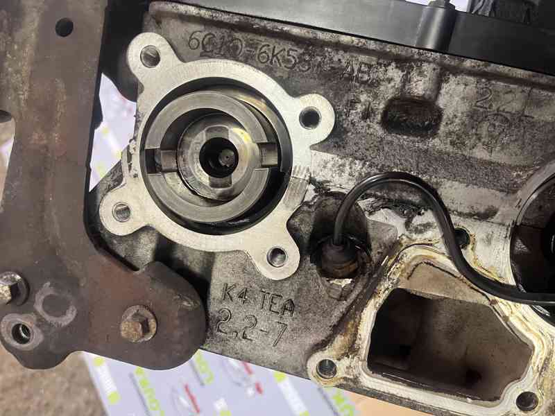 Hlava 2,2HDI Peugeot Citroen 6C10-6K537-AB záruka - foto 3