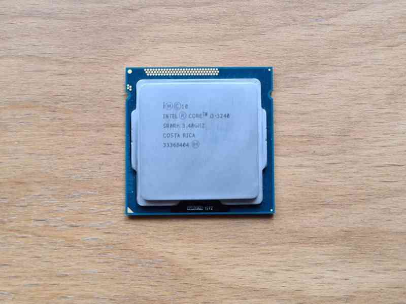 Intel Core i3-3240 s chladičem + základní deska - foto 1