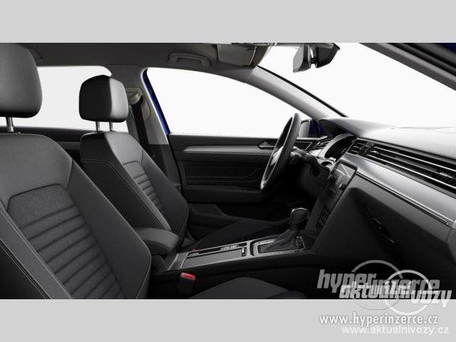 Nový vůz Volkswagen Passat 2.0, nafta, automat, navigace - foto 2