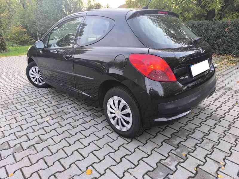 Peugeot 207 1.4 Trendy - foto 2