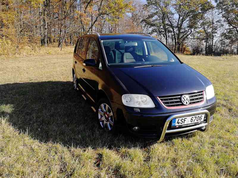 Volkswagen Touran, 1.9 TDI, perfektní stav, tažné - foto 1