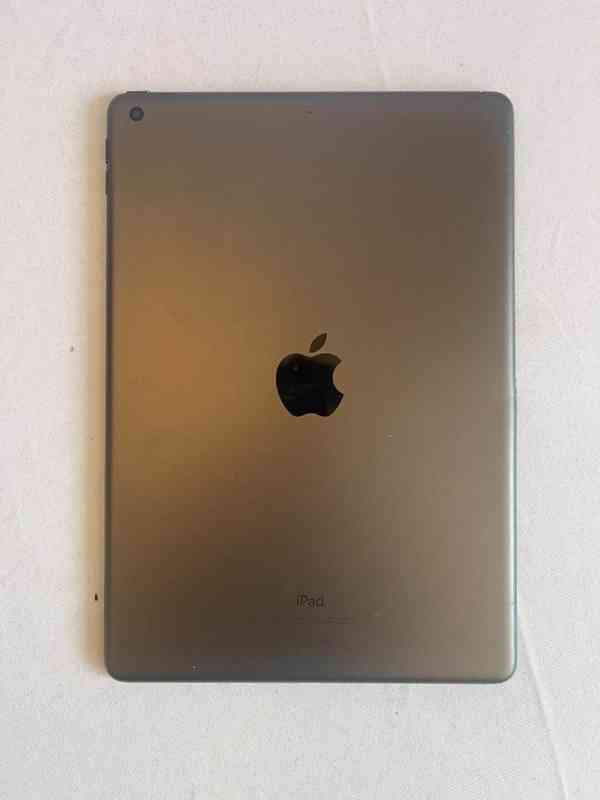 Apple iPad A2607 – rozbitý displej, „iPad není k dispozic... - foto 2