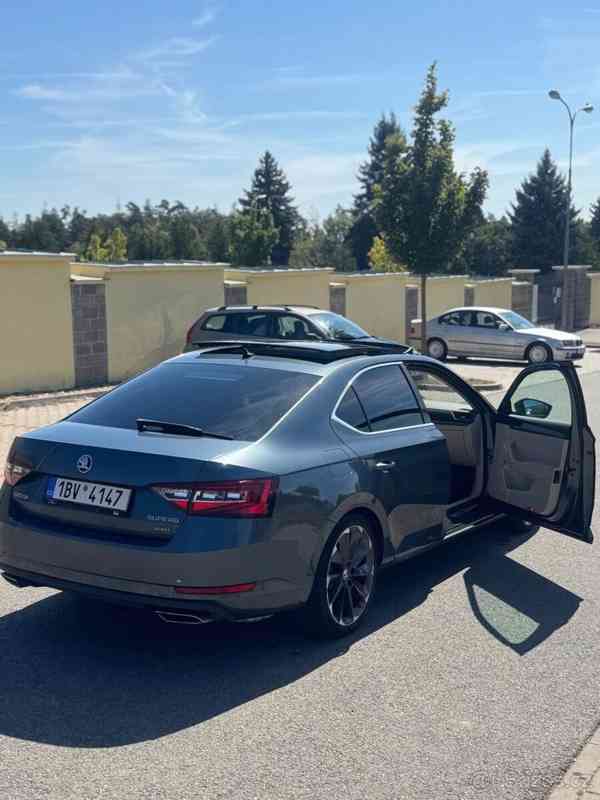Škoda Superb 2,0   TSI 206 kW 4x4 - foto 7
