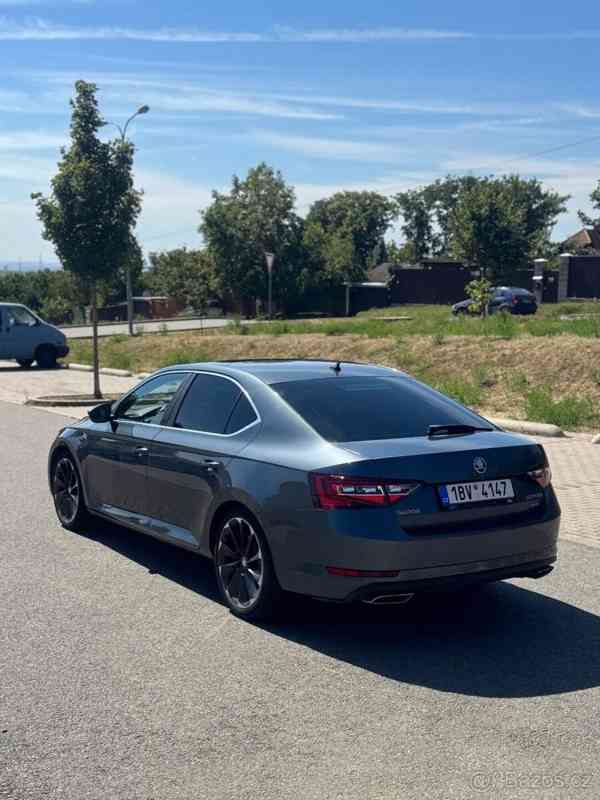 Škoda Superb 2,0   TSI 206 kW 4x4 - foto 6