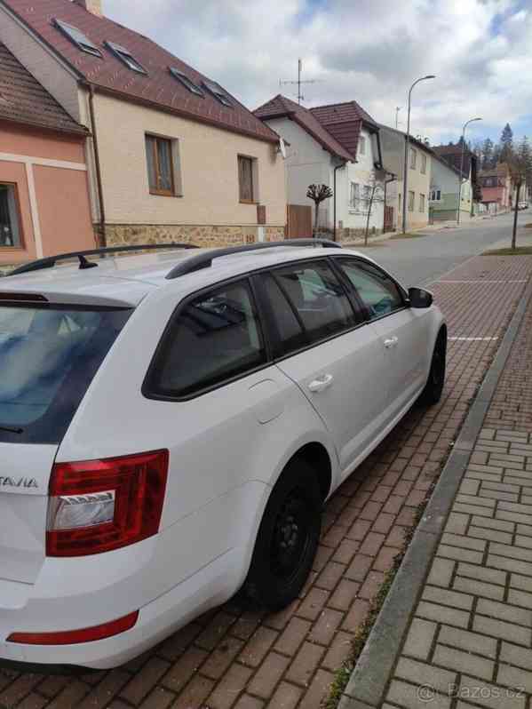 Škoda Octavia - foto 4