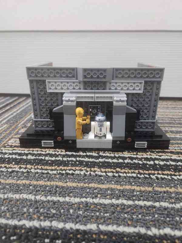LEGO Star Wars 75339 Diorama - foto 2