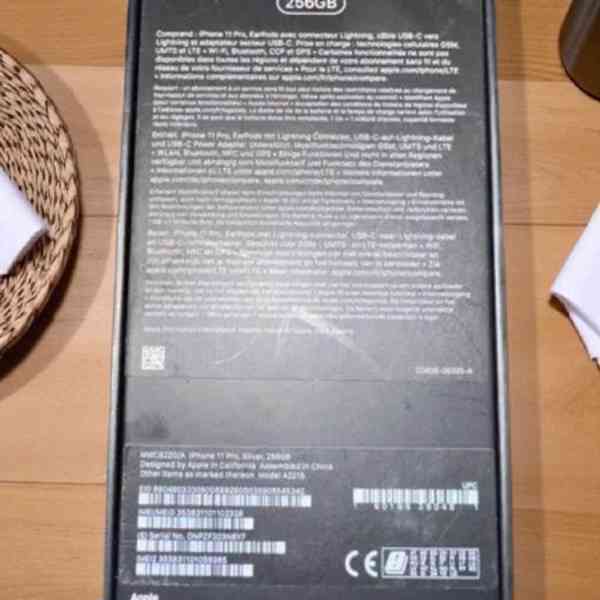iPhone 11 Pro 256 GB - foto 4