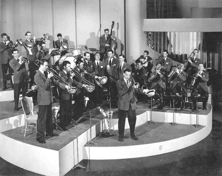 Glenn Miller Orchestra – tři šelakové gramodesky 1940/1941 - foto 17