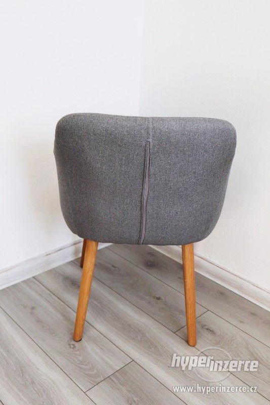 Šedá židle skandinávský design - foto 3