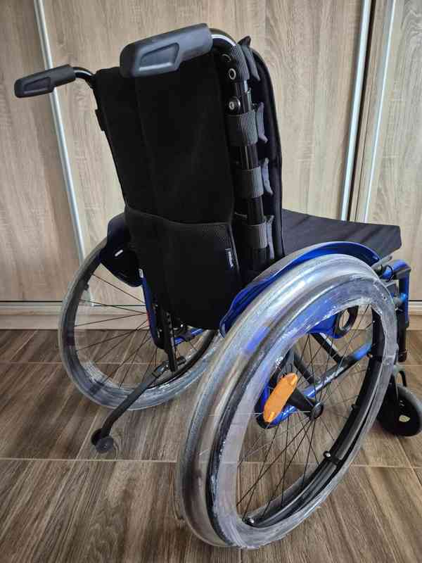 Predám úplne nový invalidný vozík  Otto Bock - foto 2