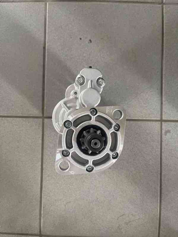 Starter k motoru Lambardini Belorus 320, 422, 622 a další ND - foto 3