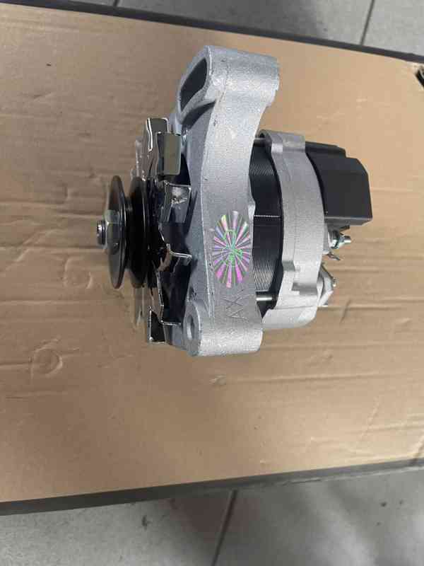 Starter k motoru Lambardini Belorus 320, 422, 622 a další ND - foto 11