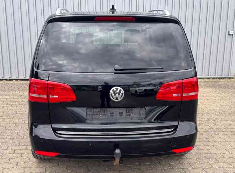 Volkswagen Touran 2,0TDI Highline DSG 130kw - foto 5
