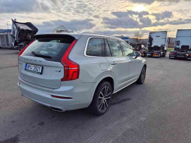 VOLVO XC90 AWD Momentum, 173kW - foto 4