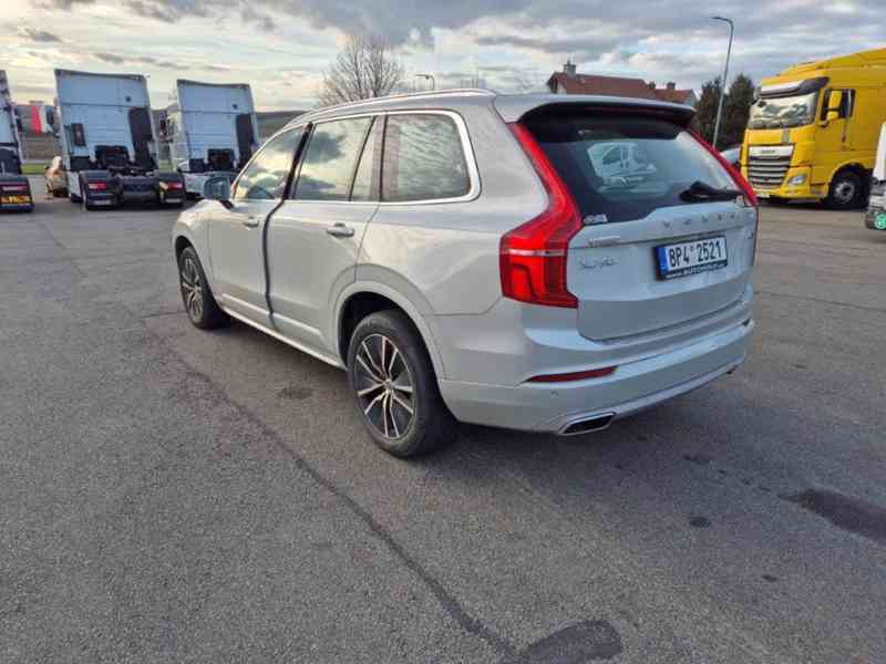 VOLVO XC90 AWD Momentum, 173kW - foto 5